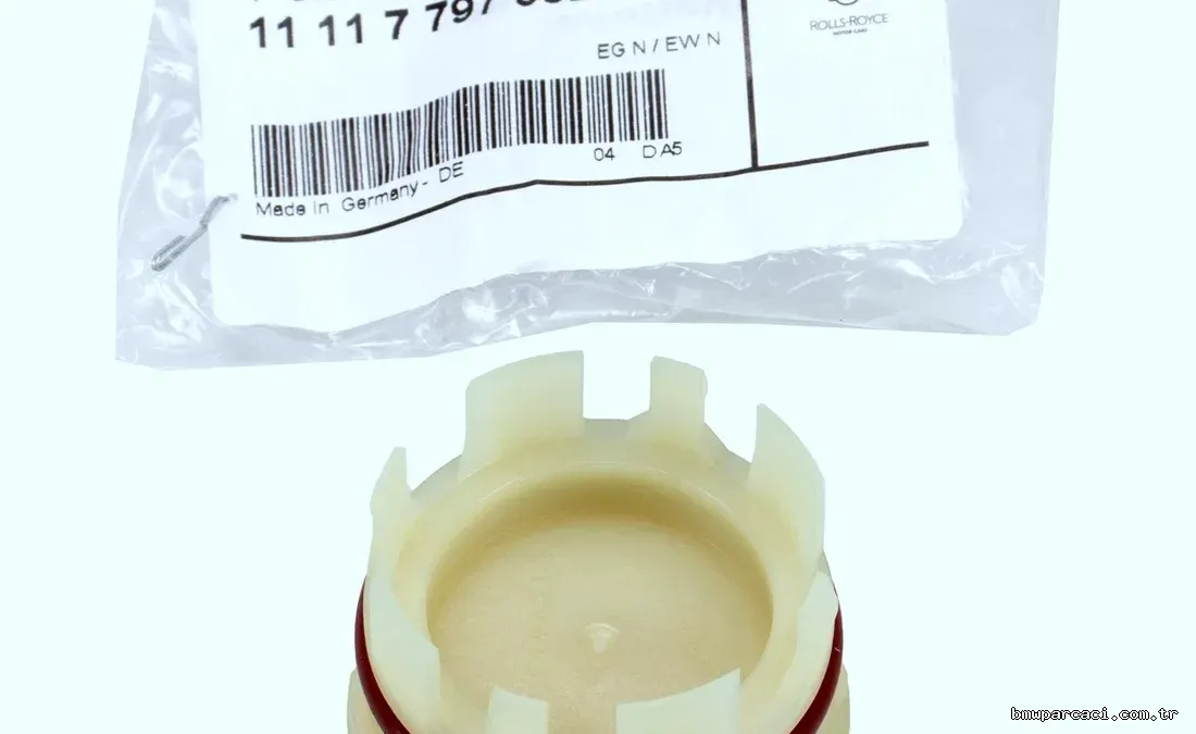 BMW 11117797932 | F10 520d Blok Plastik Tapası Orijinal N47N-B47-B48 - BMW - BMW.11117797932
